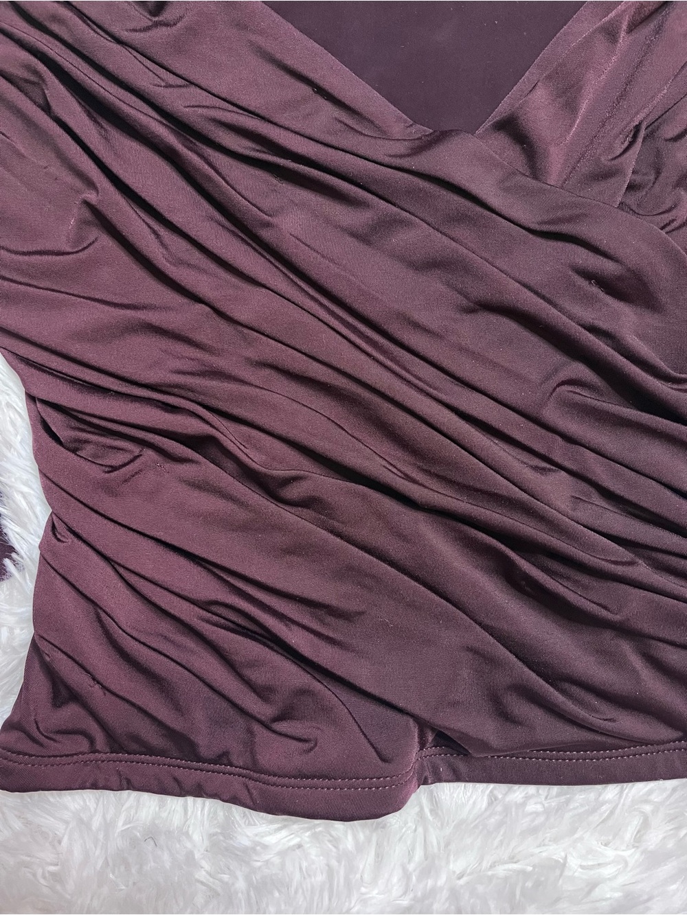 Express Off-Shoulder Ruched Long Sleeve Top - Picture 3 of 7